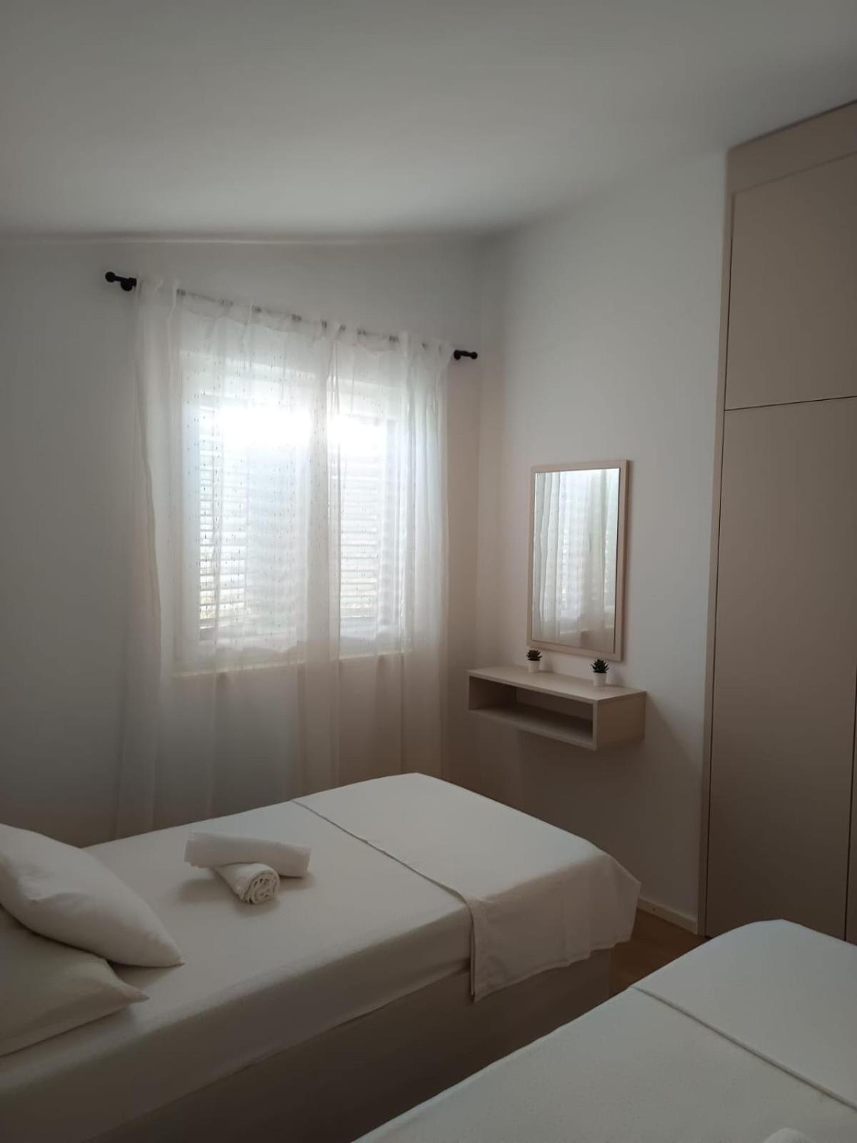 Apartman Marin Razanj Exterior photo